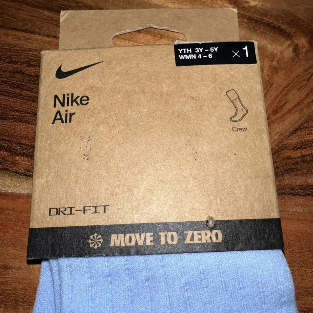 Nike Air Women’s Sheer Crew Socks Blue Size Small